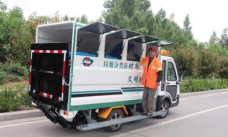 電動(dòng)垃圾清運(yùn)車(chē)