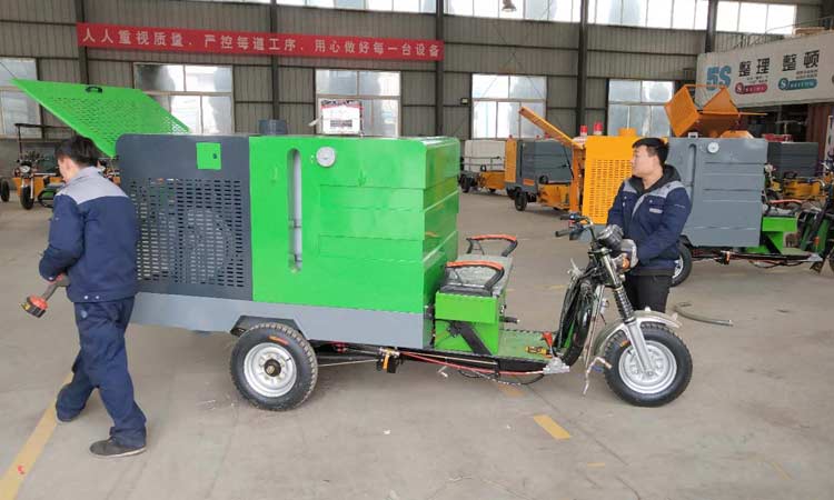 高溫高壓沖洗車，輕松還給了市民一個(gè)干凈整潔的生活環(huán)境