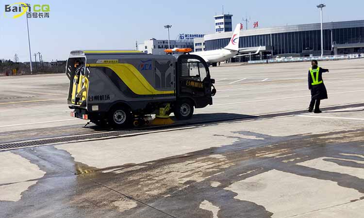 電動(dòng)道路洗掃車(chē)