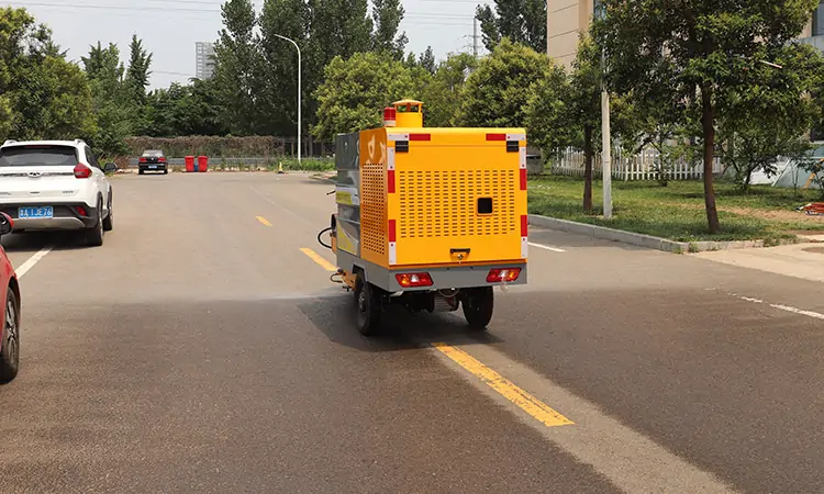 小型電動(dòng)高溫高壓清洗車(chē)