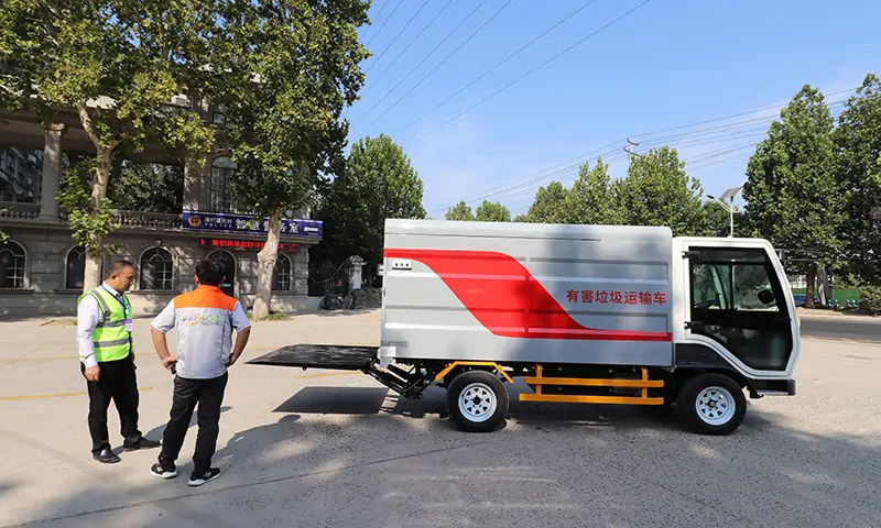 純電動(dòng)分類垃圾清運(yùn)車，小區(qū)垃圾分類轉(zhuǎn)運(yùn)好幫手