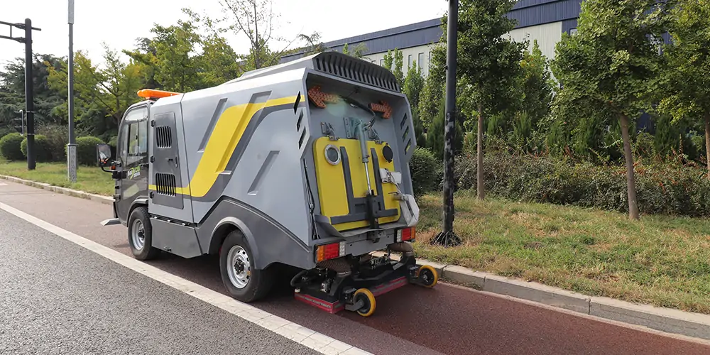 純電動(dòng)深度清潔車(chē)/