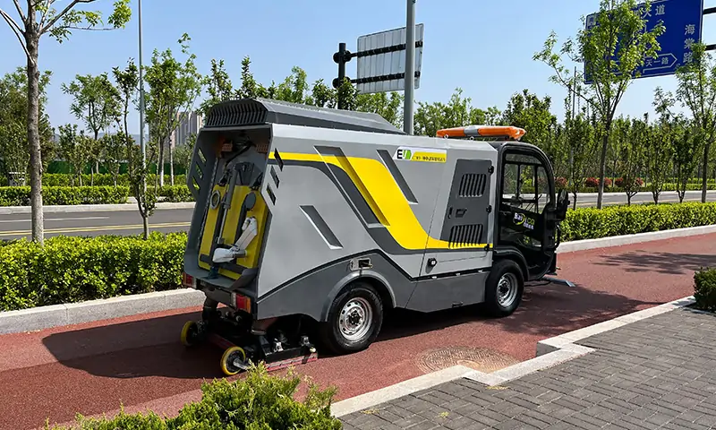純電動(dòng)深度清潔車(chē)，三級(jí)道路路面本色還原！清潔效果好，保持時(shí)間長(zhǎng)！
