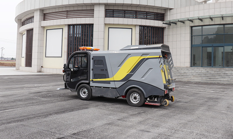 純電動(dòng)深度清潔車(chē)輔道人行道深度清潔有妙招！移動(dòng)式清洗盤(pán)，輕輕松松搞定地面污漬！