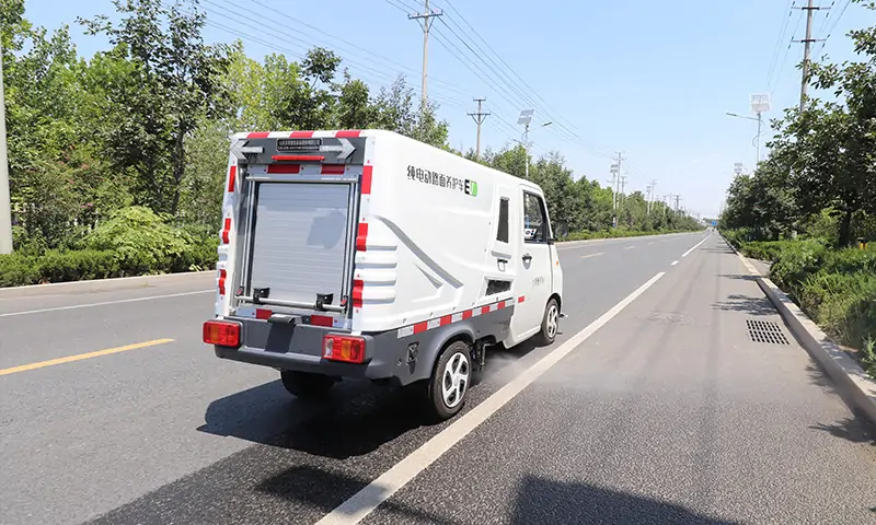 新能源多功能高壓清洗車：高效清潔，環(huán)保便捷