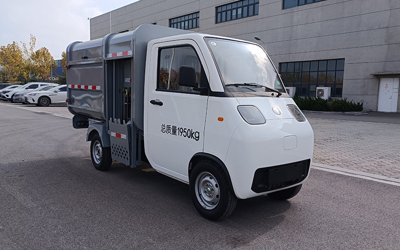 新能源自裝卸式垃圾車(chē)BY-LC2000