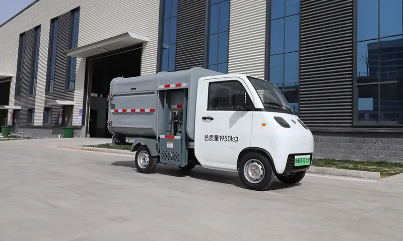 “綠色智造，靈動(dòng)環(huán)衛(wèi)”——新能源側(cè)裝式垃圾車助力城市潔凈升級(jí)