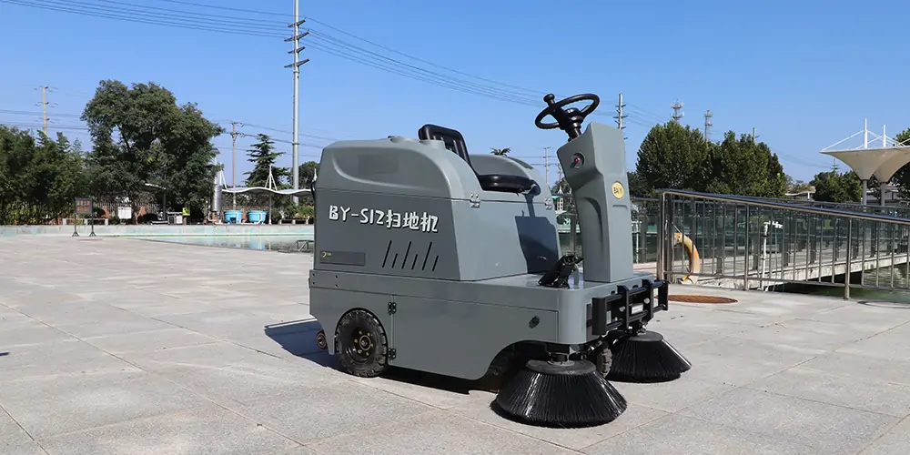 純電動清掃車，清掃車，小型清掃車，電動掃地車