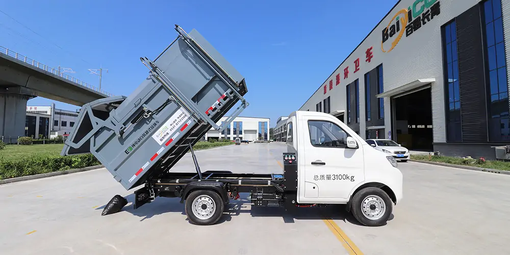 新能源側(cè)裝式垃圾車，新能源垃圾車，小型垃圾車，純電動(dòng)垃圾車